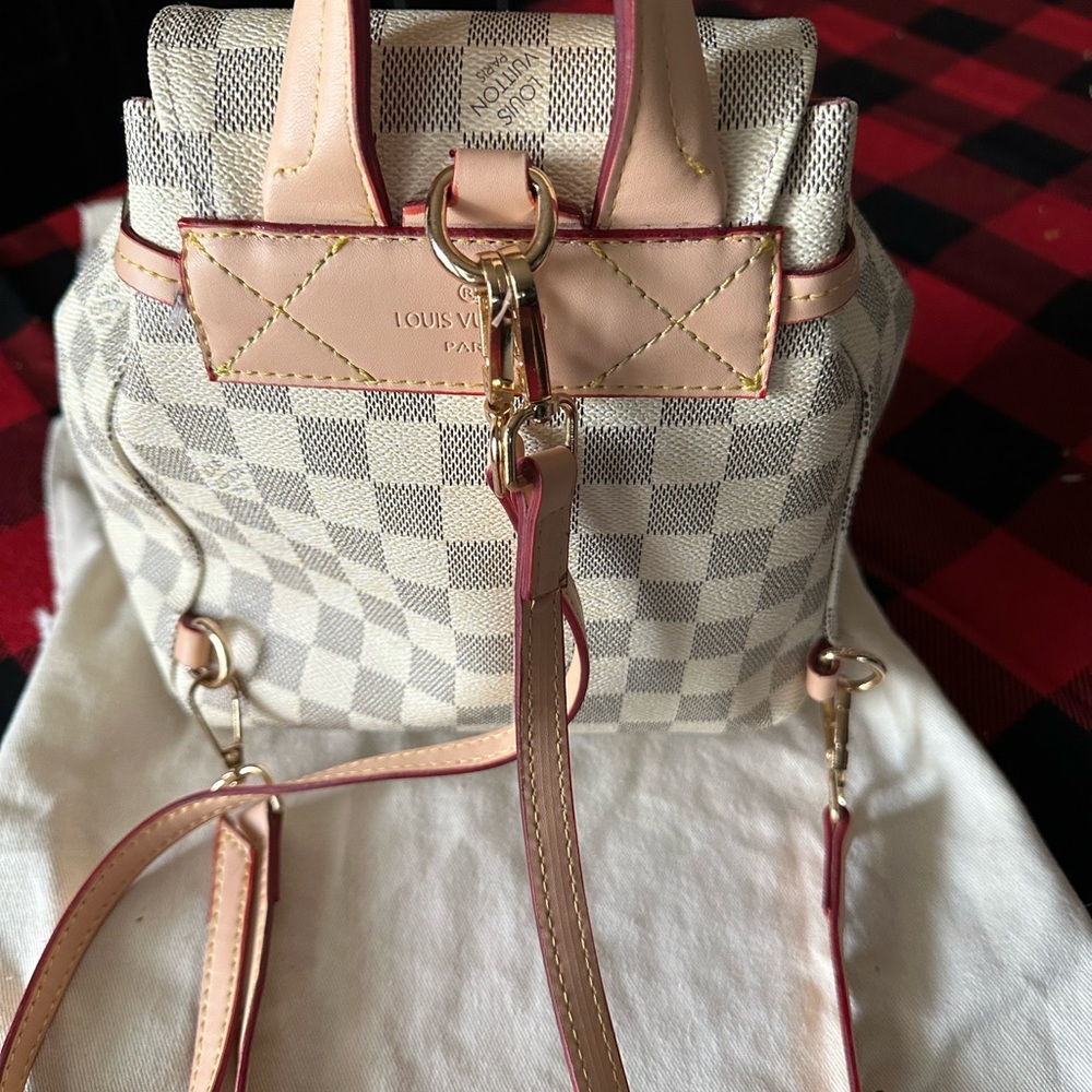 Mini bagpack - Picture 2 of 3